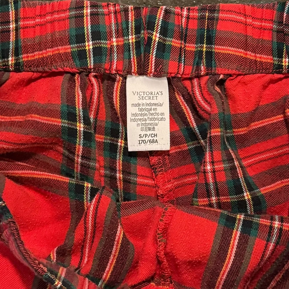 Victoria’s Secret Red Plaid Pajama Pants - Classic Y2K Style - Picture 4 of 4